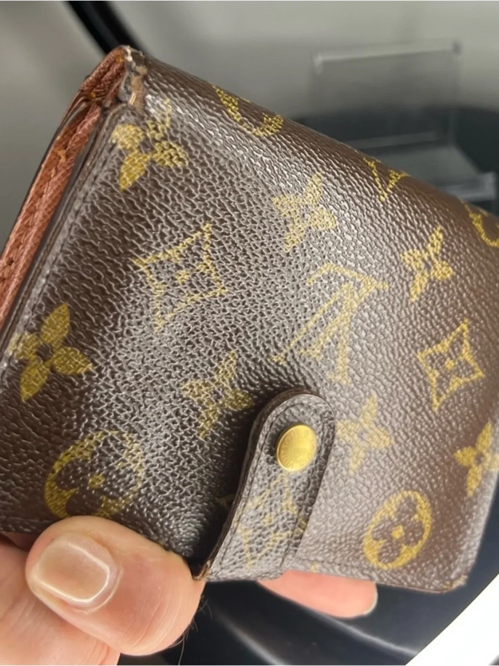 Louis Vuitton Monogram Vintage Kisslock Wallet
